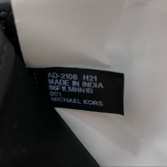 Michael Kors Jet Set Men’s Slim Billfold Wallet Money Clip Box Set - Picture 10 of 13